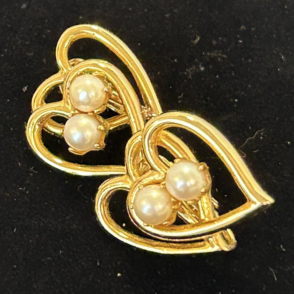 Vintage Pearl and Gold Heart Earrings